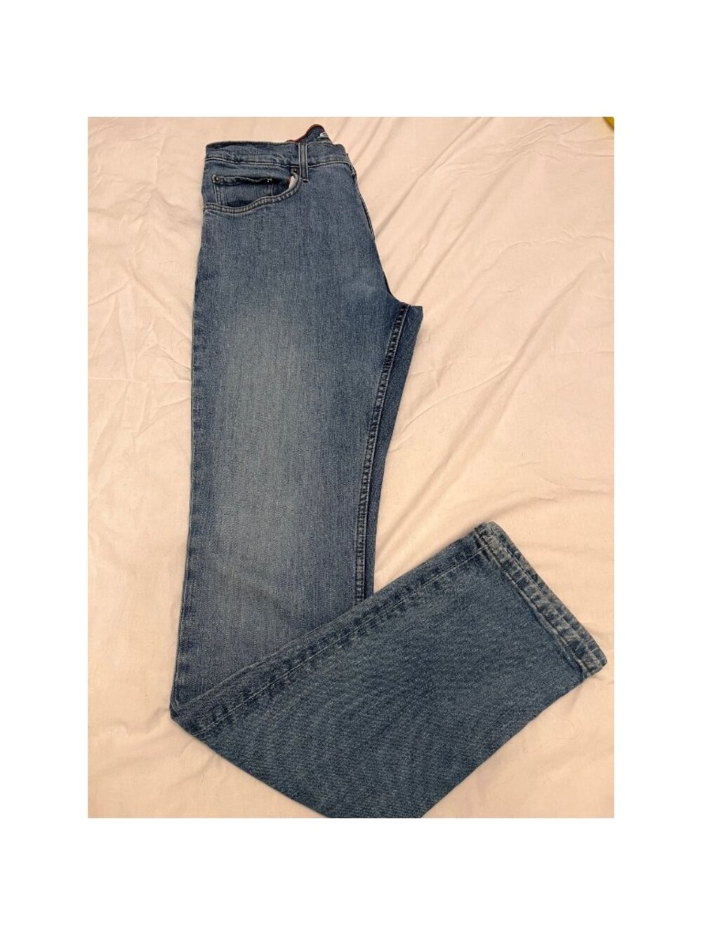 Eddie Bauer Men’s Jeans 34x34 Straight Leg Specially Dyed Medium Wash Denim